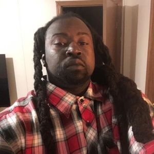 Meet your Posher, Derrick